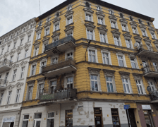 <p>Jedności Narodowej 90</p>