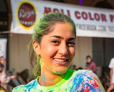 Świetna zabawa w sobotę 29 marca na Świebodzkim - Wroclaw Holi Celebration 2025, czyli Festiwalu Kolorów