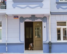 Kurkowa 61-63 po remoncie fasady w 2024 roku