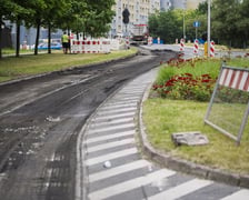 Sprzęt budowlany i drogowcy na Bajana, pierwszy dzień remontu (23 czerwca 2025)