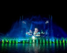 <p>Pr&oacute;ba generalna pokazu specjalnego fontanny multimedialnej "Pixar: Lato Przyjaźni"</p>