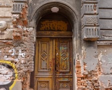 <p>Kamienice przy ul. św. Jerzego na początku remontu w lipcu 2025</p>