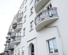 <p>Kamienice przy ul. Krakowskiej 25 i 27 po remoncie z 2025</p>