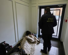 Jest zimno! Zwracajcie uwagę na osoby w kryzysie bezdomności ulicznej, 1 luty 2026 r.