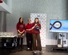 <p>Wręczenie nagr&oacute;d w akcji &bdquo;W K&oacute;łko Kręcę&rdquo; w środę 8 kwietnia w Barbarze</p>