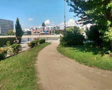 Pomiędzy mostem Grunwaldzkim a bulwarem Kaczyńskich powstanie rampa dla pieszych i rowerzystów.