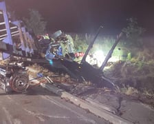 Wypadek na S8 z udziałem dwóch ciężarówek