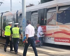 Wypadek na Pułaskiego. Nie jeżdżą tramwaje. Są objazdy i komunikacja zastępcza