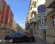 <p>Niezgodnie z prawem zaparkowane samochody</p>