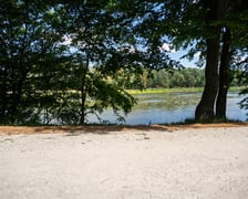 Nowa trasa pieszo-rowerowa wzdłuż Oławy łącząca most Rakowiecki z kładką Siedlecką.