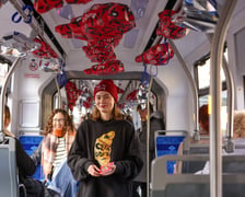 <p>Tramwaj nr 23, w kt&oacute;rym rozdawane są dziś (05.11.2024) rogale marcińskie. Akcja trwa do około godziny 14.00.</p>