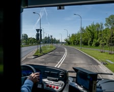 Przejazd wydzieloną trasą autobusową na Jagodno