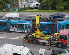 Zderzenie tramwaju z samochodem osobowym na ul. Dmowskiego, 28 lipca 2025 r