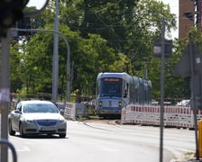Tramwaje znów jeżdżą ul. Bardzką - 2 sierpnia 2025