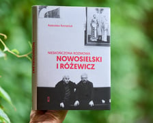 <p>Radosław Romaniuk, &bdquo;Nieskończona rozmowa. Nowosielski i R&oacute;żewicz&rdquo;, PIW</p>