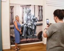 <p>Wystawa &bdquo;Żołnierz napoleoński, ojciec komedii polskiej&rdquo; &mdash; Fredro w Ossolineum</p>