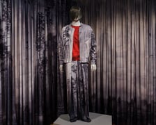 <p>Wystawa &bdquo;Kimono jako doświadczenie. Język sztuki Joanny Hawrot&rdquo; w Muzeum Narodowym we Wrocławiu</p>