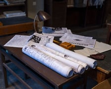 Plan zdjęciowy do filmu „The Travellers” w pałacu Wallenberg-Pachalych