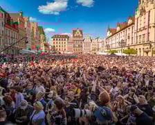 <p>Gitarowy Rekord Świata 2025 na wrocławskim rynku</p>