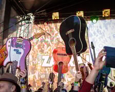 <p>Gitarowy Rekord Świata 2025 na wrocławskim rynku</p>