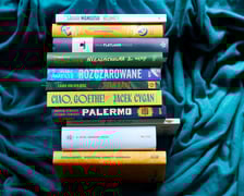 <p>Książki, jakie polecamy na wakacje 2025</p>