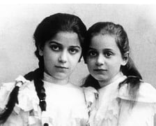 <p>Edyta Stein z siostrą R&oacute;żą</p>