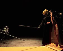 <p>Spektakl z robotami w wykonaniu Huang Yi</p>