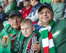 Kibice na meczu Śląska Wrocław z Cracovią na Tarczyński Arenie