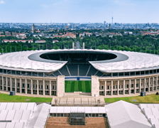 <p>Pojemność &ndash; 70 000</p>
<p>Klub &ndash; Hertha BSC Berlin</p>
<p>Mecze Euro 2024:</p>
<ul>
<li>Hiszpania &ndash; Chorwacja</li>
<li><strong>Polska &ndash; Austria</strong></li>
<li>Holandia &ndash; Austria</li>
<li>spotkanie 1/8 finału</li>
<li>spotkanie 1/4 finału</li>
<li><strong>FINAŁ</strong></li>
</ul>