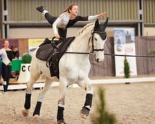 Ogólnopolskie zawody w woltyżerce na Partynicach (12 kwietnia 2025)