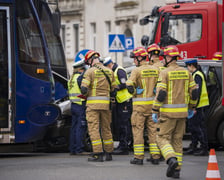 <p>Kolizja tramwaju z samochodem osobowym przy ul. Grabiszyńskiej, 16.04.2026</p>
