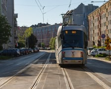 <p>Tramwaje wr&oacute;ciły na Glinianą. Zdjęcia z 1.05.</p>