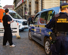 <p>Pierwszy dzień pilotażu na Placu Solnym we Wrocławiu - zakaz wjazdu dla samochod&oacute;w i motocykli</p>
