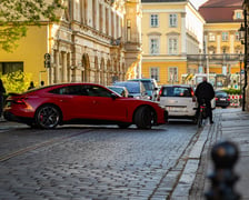 <p>Pierwszy dzień pilotażu na Placu Solnym we Wrocławiu - zakaz wjazdu dla samochod&oacute;w i motocykli</p>