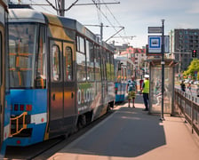 Uszkodzony pantograf w tramwaju na Pl. Jana Pawła II - 5 maja 2026 r.