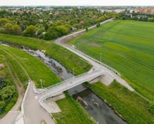 Kładka nad Ślęzą i przebudowana ulica Trawowa