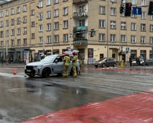 Kolizja samochodu osobowego z tramwajem na skrzyżowaniu ulic Piłsudskiego i Zielińskiego, 3 czerwca 2026 r.