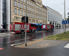 Kolizja samochodu osobowego z tramwajem na skrzyżowaniu ulic Piłsudskiego i Zielińskiego, 3 czerwca 2026 r.
