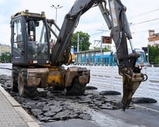 Remont zatoki autobusowej na przystanku „Jana Pawła II”