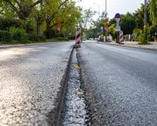 Ruszył remont Al. Wiśniowej we Wrocławiu. Prace prowadzone są tu głownie w nocy, 17.08.2026 r.