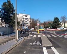 Nowe drogi rowerowe powstały przy ulicach Racławickiej i Skarbowców. Trwa budowa ciągu pieszo-rowerowego przy ul. Spiskiej.