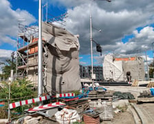 Jeden z czterech rzygaczy, które są montowane na strażnicach, przy wjeździe na most Pomorski Południowy