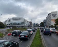 Pożar w kamienicy w pobliżu konsulatu Niemiec przy ul. Podwale. Brak przejazdu. Duże korki