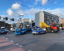 tramwaj wykolejony na pl. Legionów