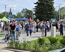 Komunikacyjny piknik na nowej pętli Wrocław Nowy Dwór (P+R). Impreza zorganizowana została z okazji uruchomienia tramwajów na Nowy Dwór, co nastąpi jutro, w niedzielę 3 września.