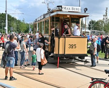 Komunikacyjny piknik na nowej pętli Wrocław Nowy Dwór (P+R). Impreza zorganizowana została z okazji uruchomienia tramwajów na Nowy Dwór, co nastąpi jutro, w niedzielę 3 września.