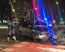 Wypadek, skrzyżowanie ulic Popowickiej i Zajęczej
