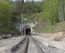 Prace w tunelu koło Trzcińska