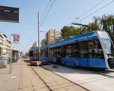 Remont torów na ulicy Grabiszyńskiej na wysokości skrzyżowania z Zaporoską i Szpitalną.