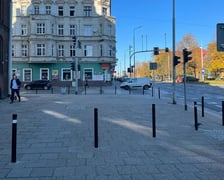 Ulica Trzebnicka. Projekt budowy drogi rowerowej obejmie odcinek od wiaduktu do mostów Trzebnickich